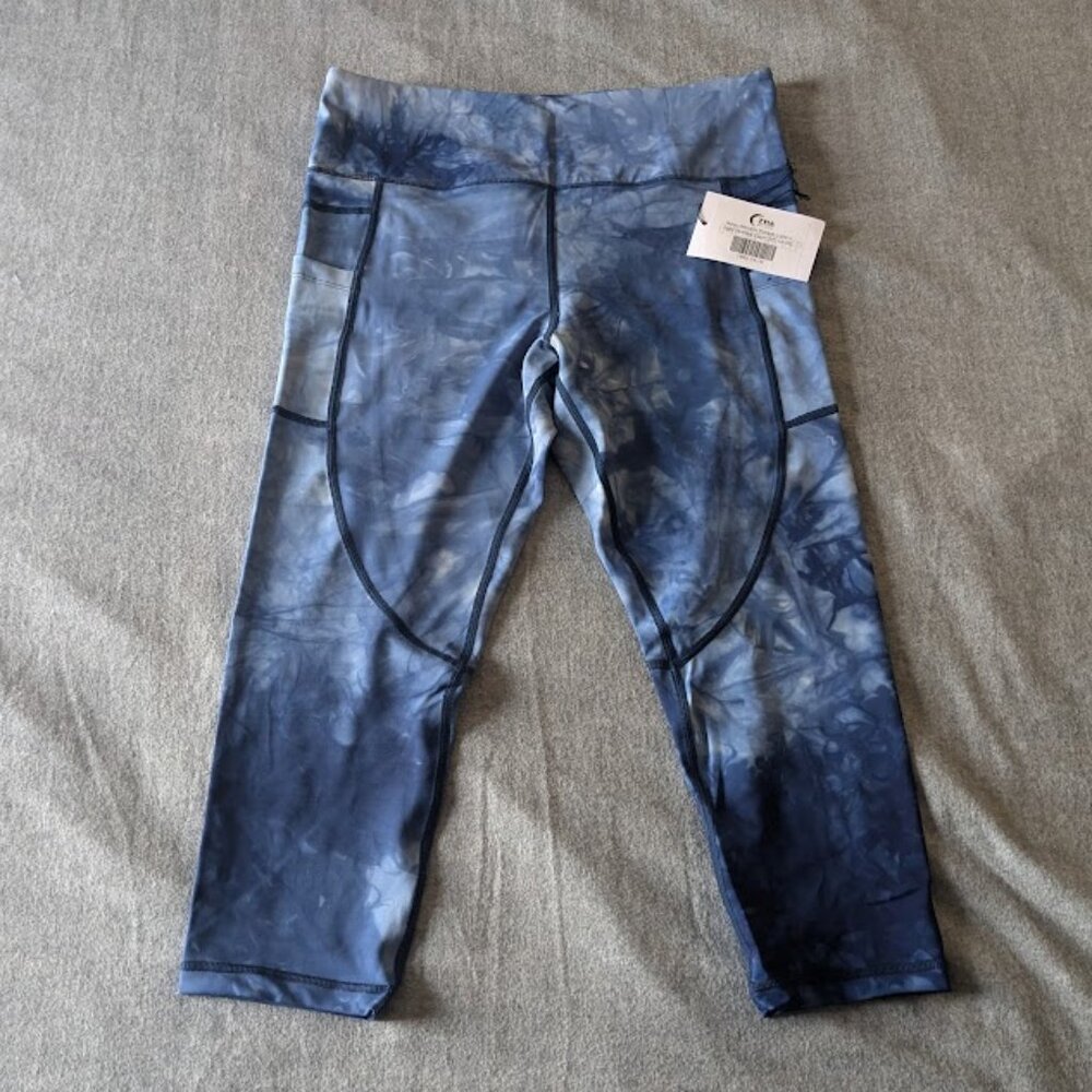 NEW ZYIA Active Navy Hendrix Pocket Light n Tight Hi-Rise Capri 20" - Si…